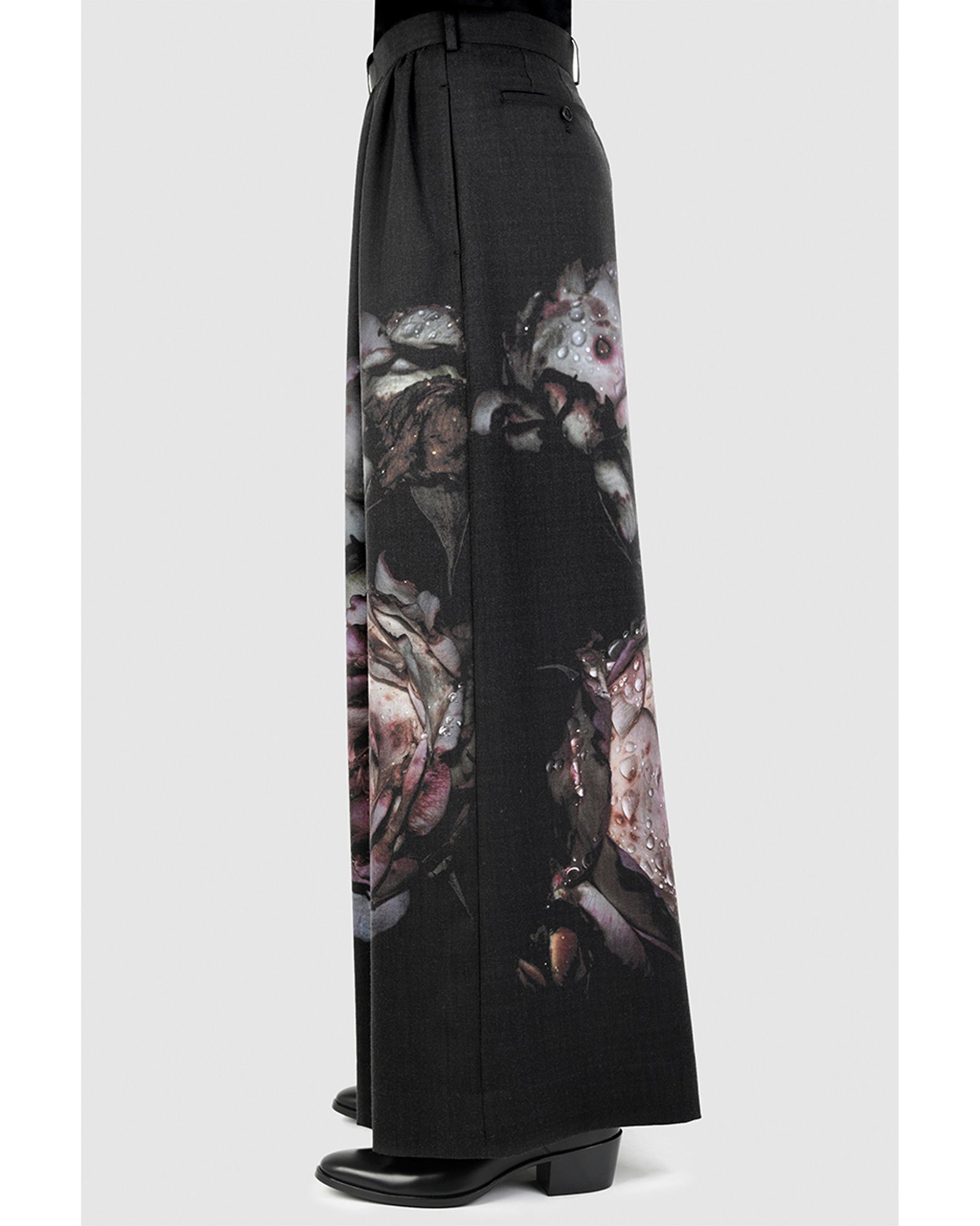 Gather Wide Flare Slacks