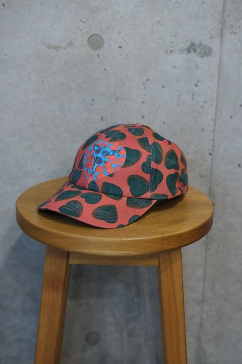 Art Replica Cap