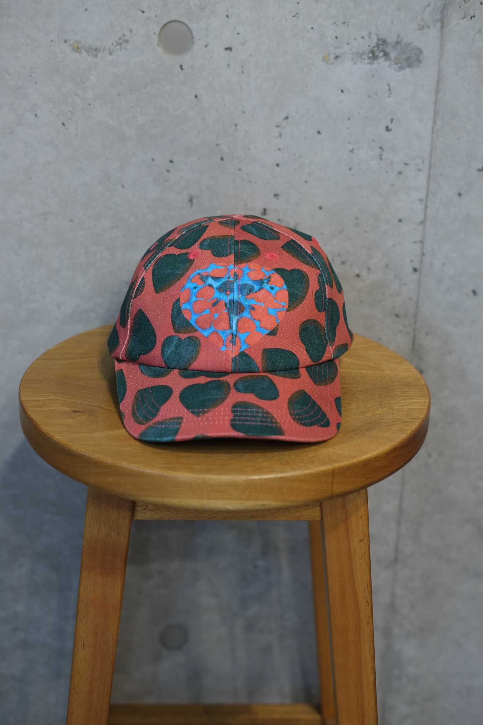 Art Replica Cap