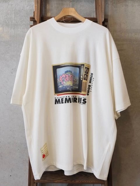 MEMORIES "STINK BOMB" S/SL Tee