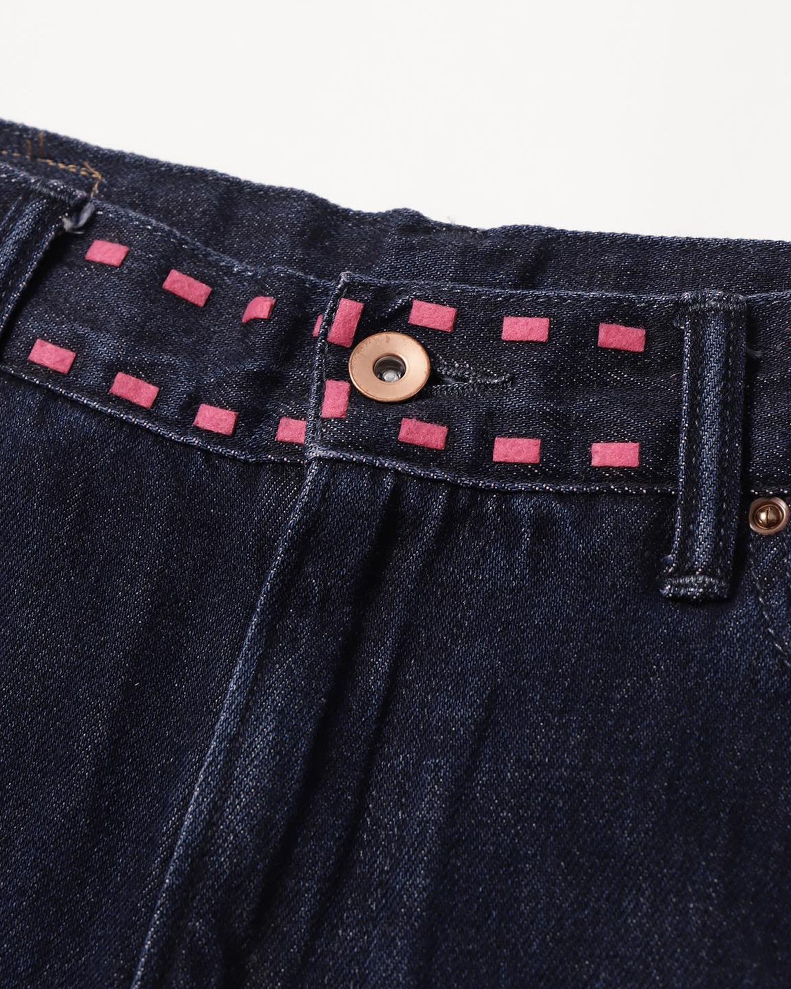 AMOK - Laser Stitch Jeans | fakejam