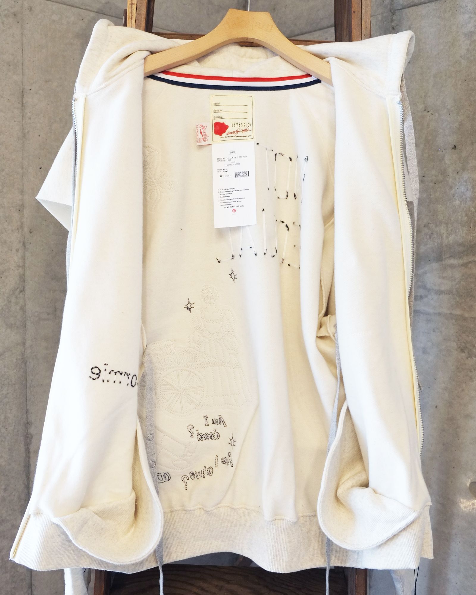 I Normie Zip Hoodie / ジップアップパーカー / ホワイト / SW-SV-NRA-1001