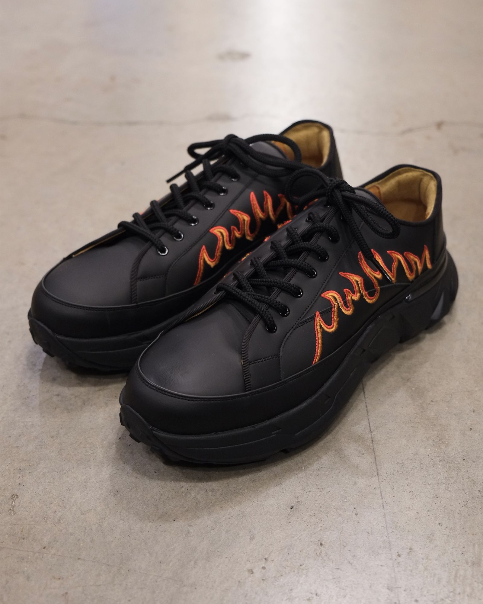 TENDER PERSON - Flame Embroidery Shoes | fakejam