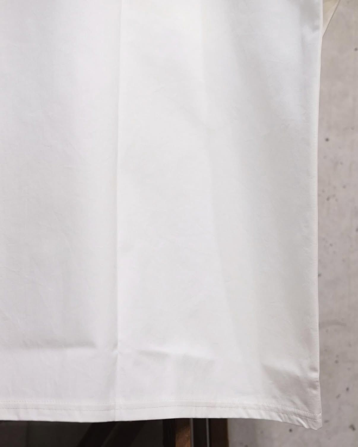 Paper Pasting Zip Shirt