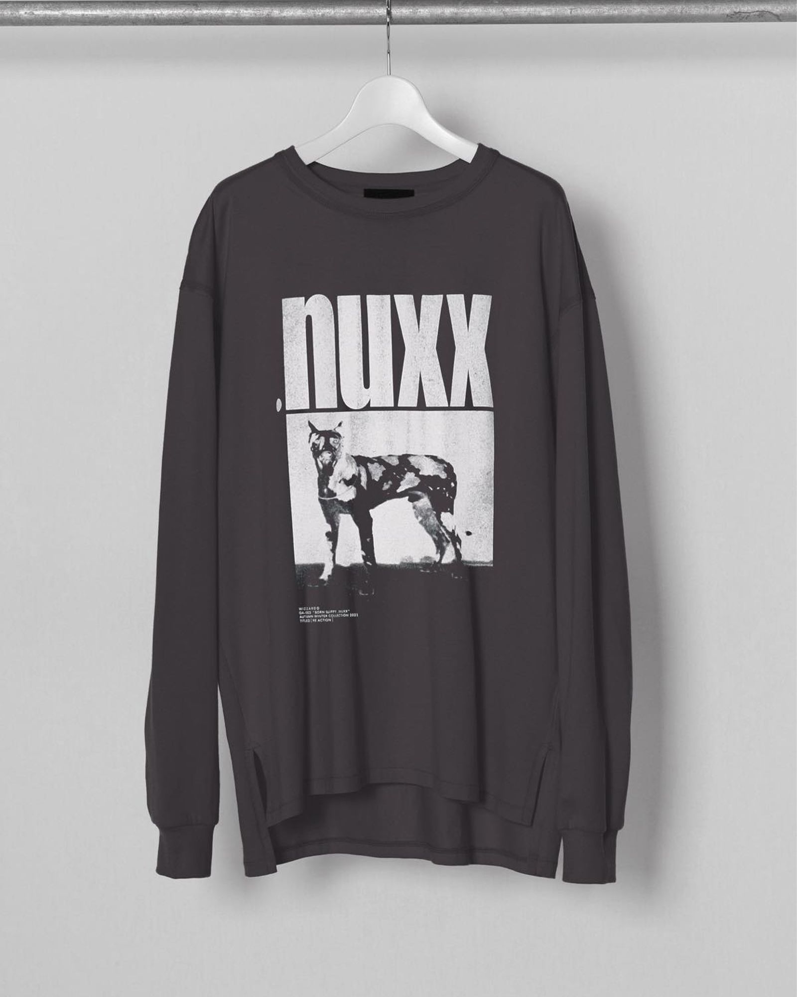 GRAPHIC LONGT-SHIRTS “Born Slippy .Nuxx”