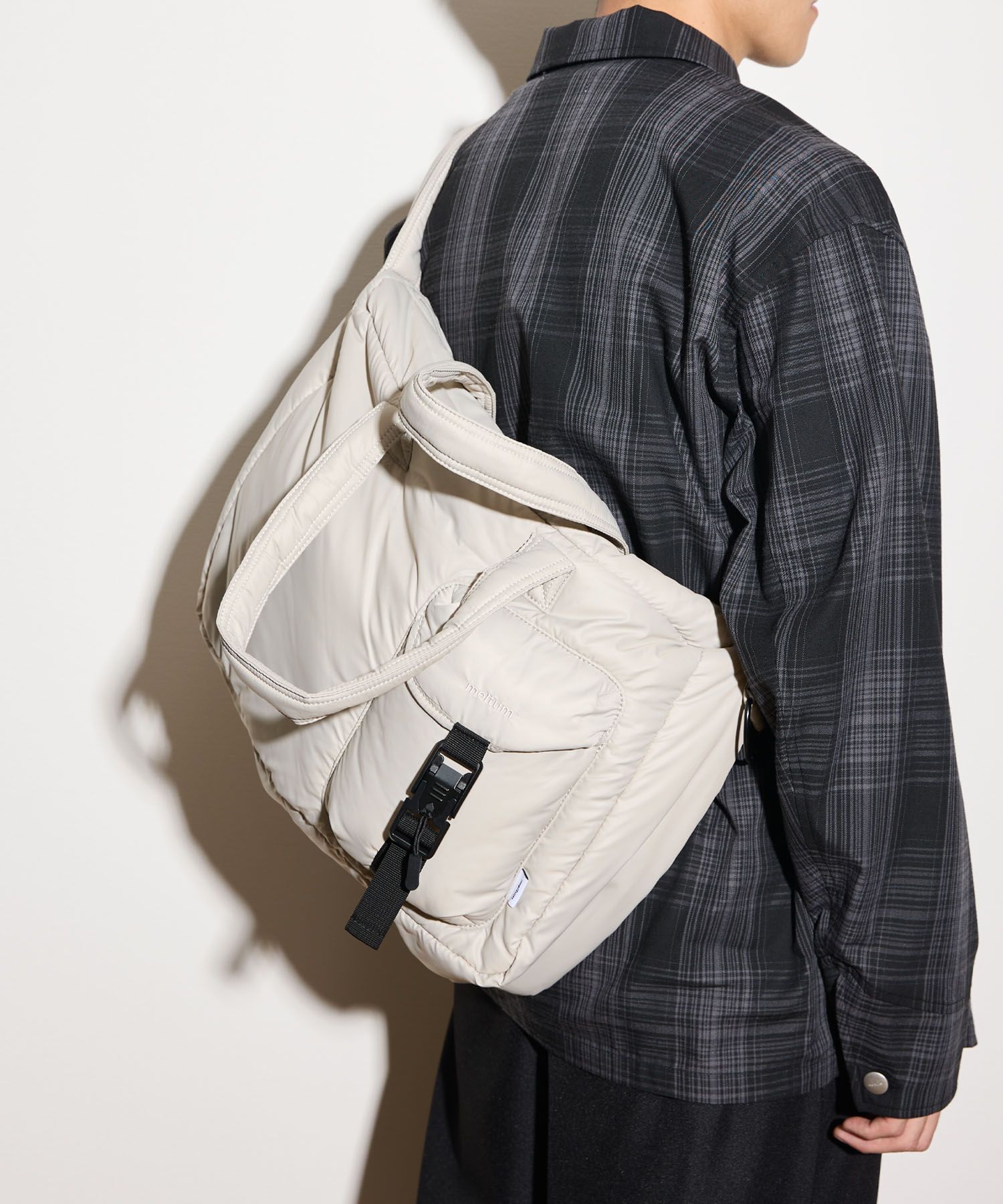 PADDING SHOULDER BAG / パディング ショルダーバッグ / ライトグレー / MTM-BG-0316-25-C