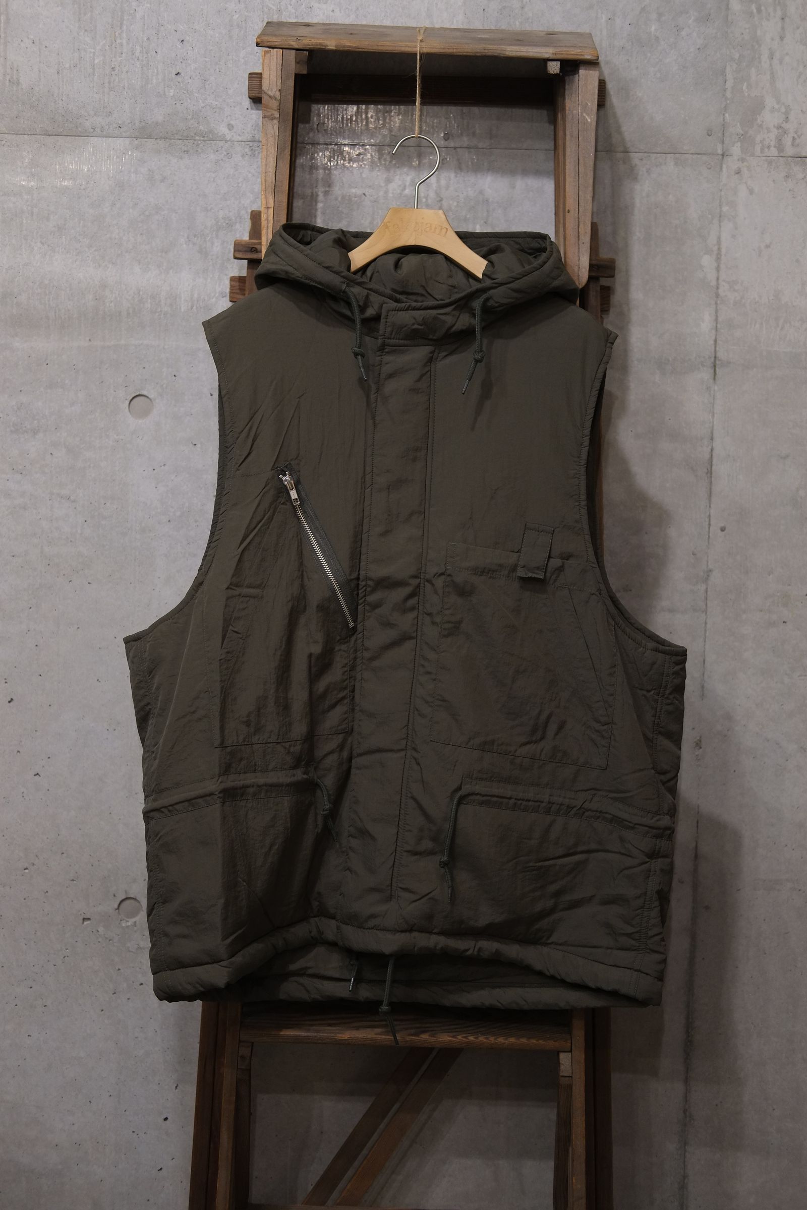 Double Cushy Hooded Jacket