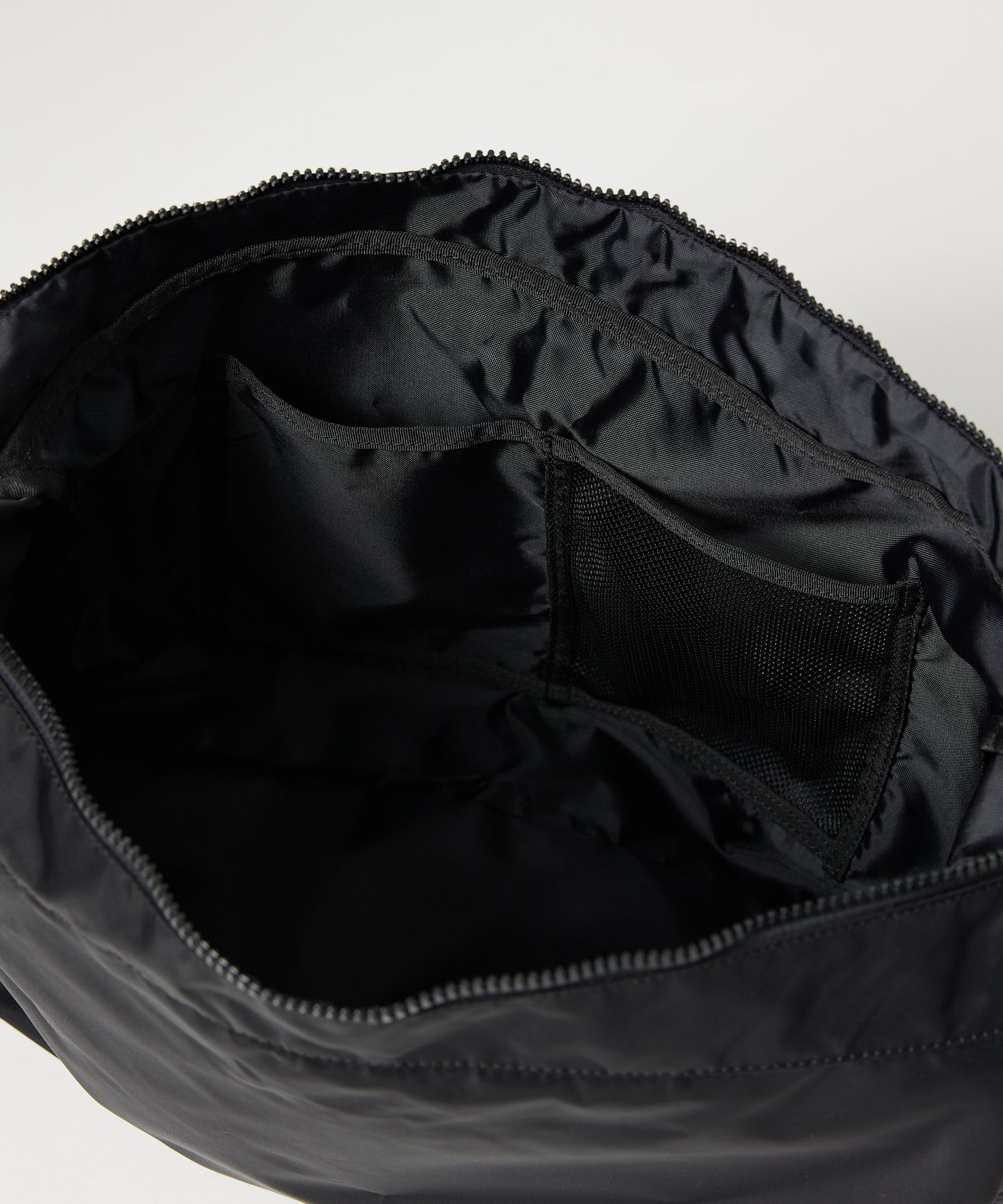 POUCH SHOULDER BAG / ポーチ ショルダーバッグ / ブラック / MTM-BG-0177-23-C