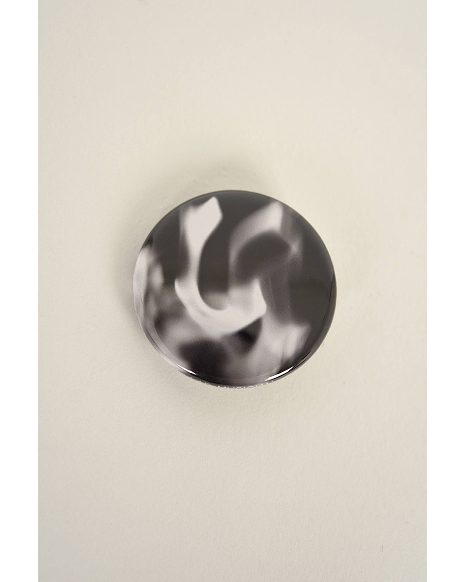 BADGE 35mm