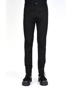 Tapered Tight Pants