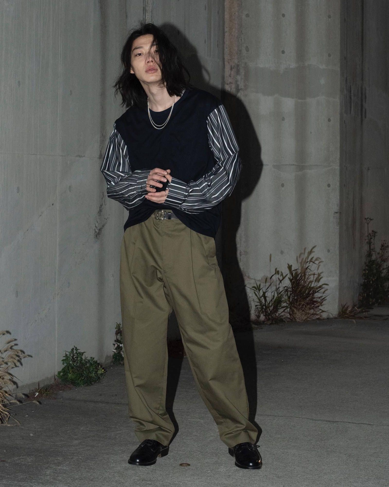 Hi wast wide trousers.