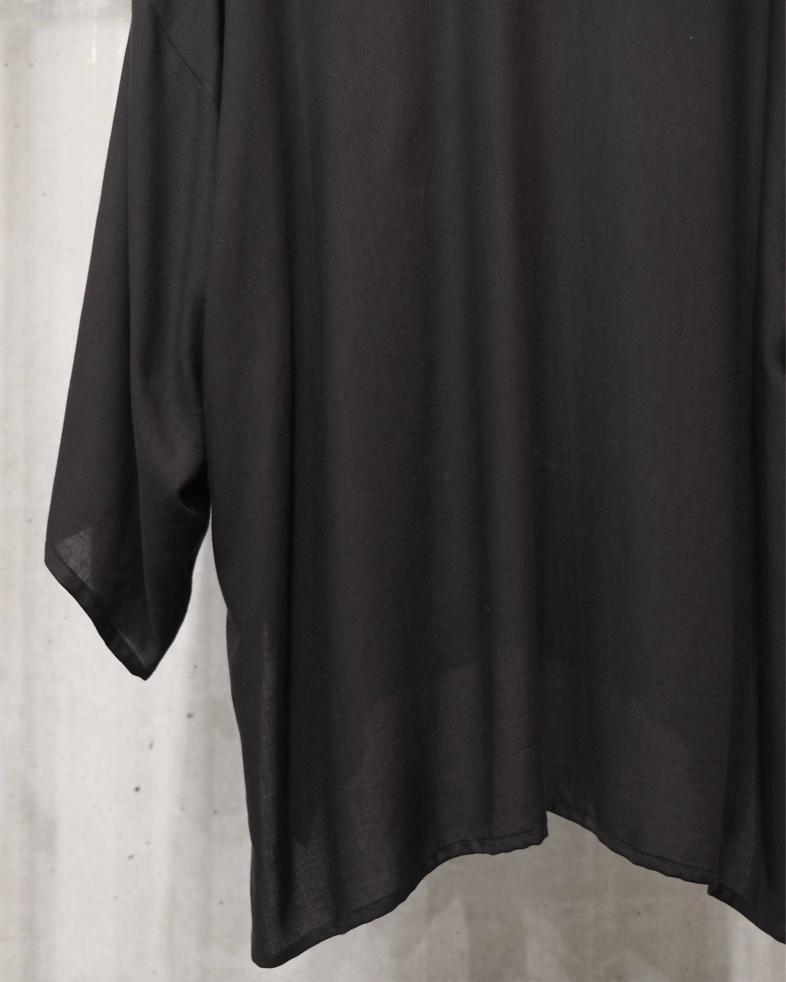 kimono sleeve shirts.