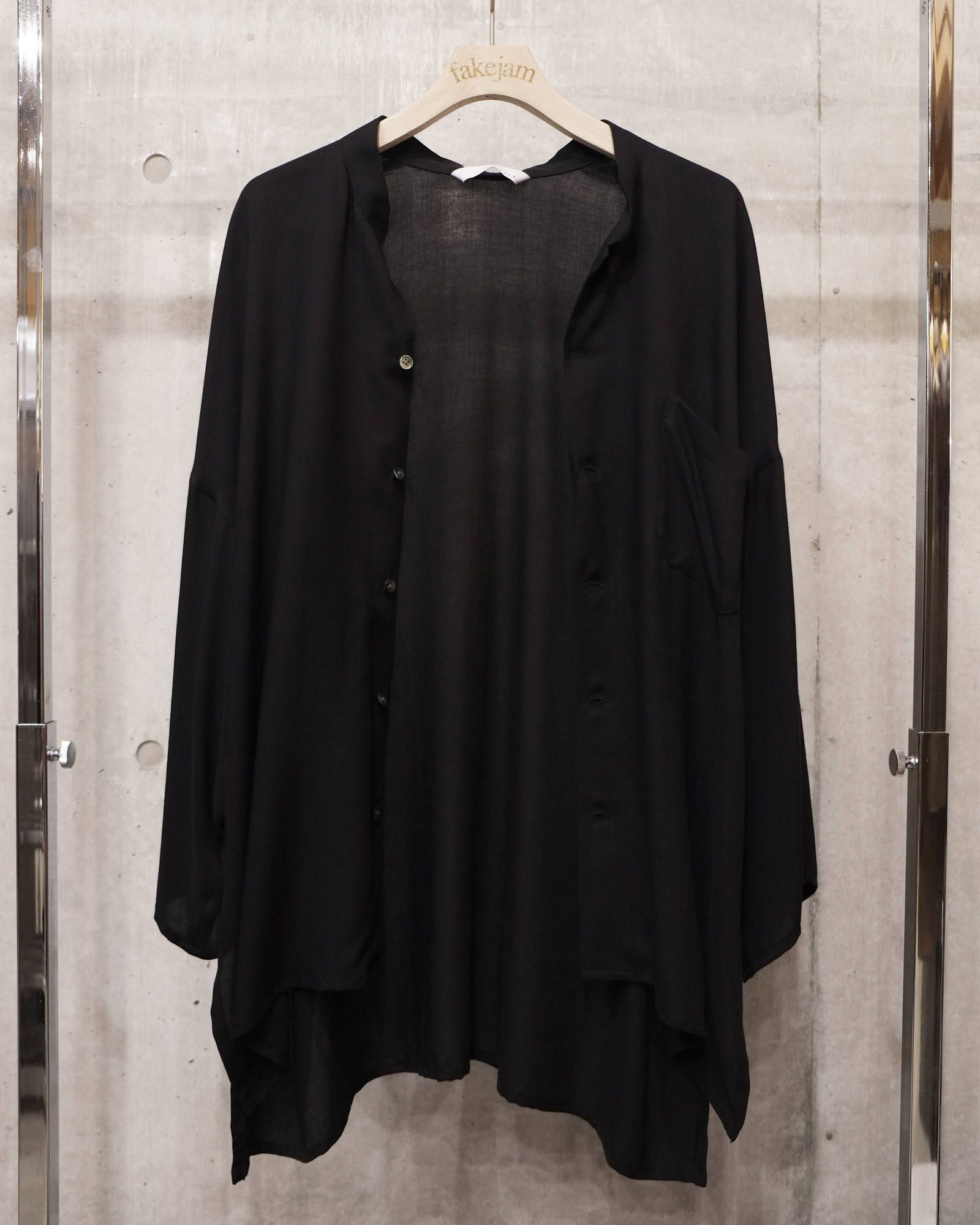 kimono sleeve shirts.