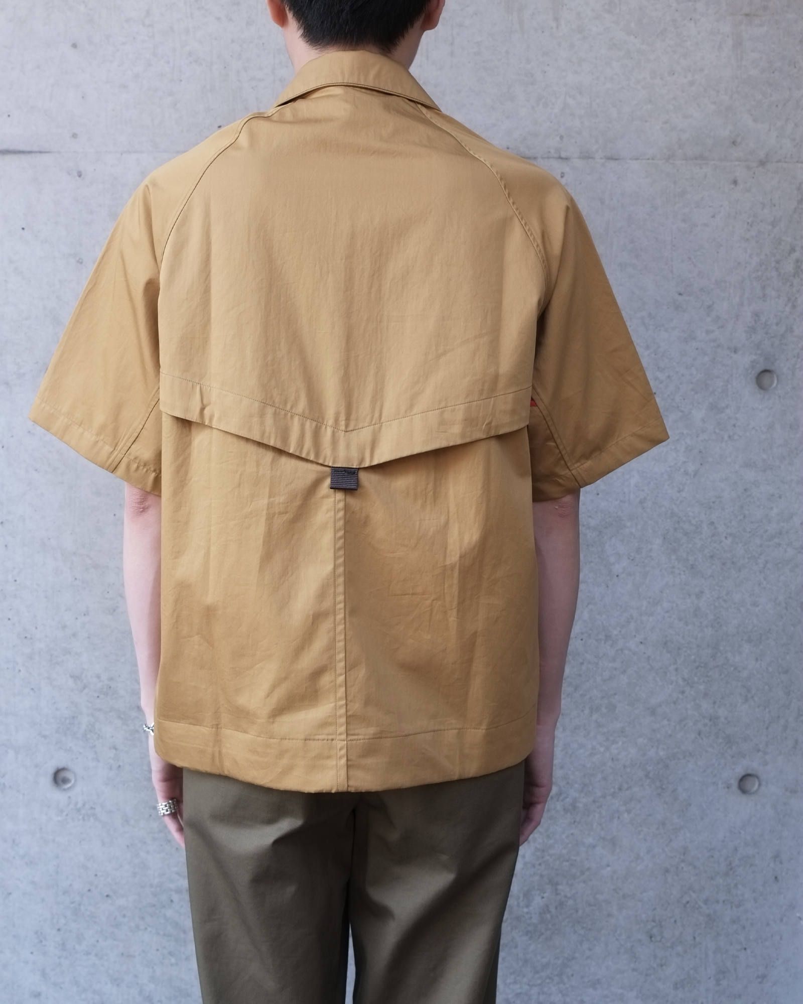 UK Coat Smooth Shirt