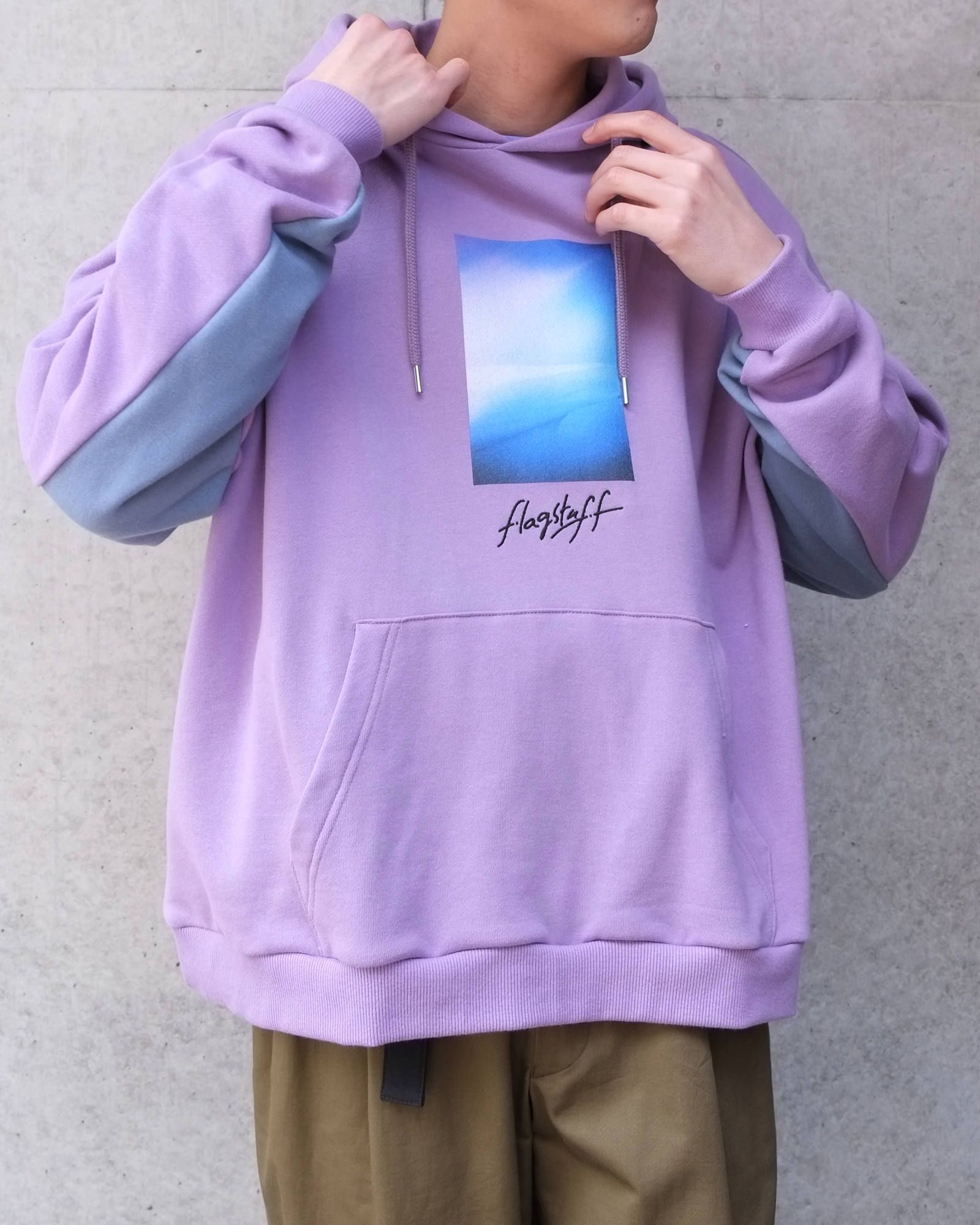 Line Hoodie