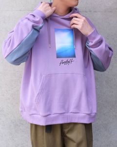 Line Hoodie