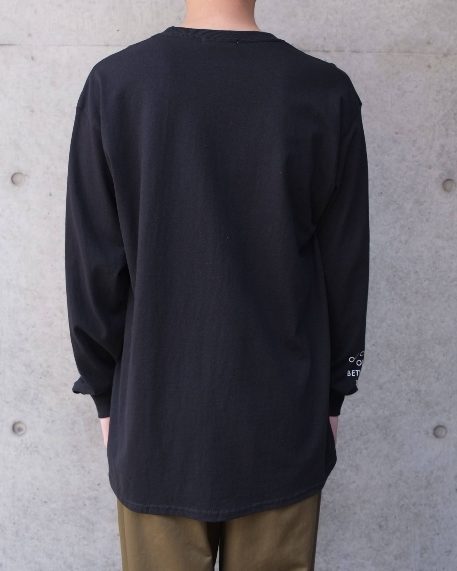 "FUTURE" L/S Tee
