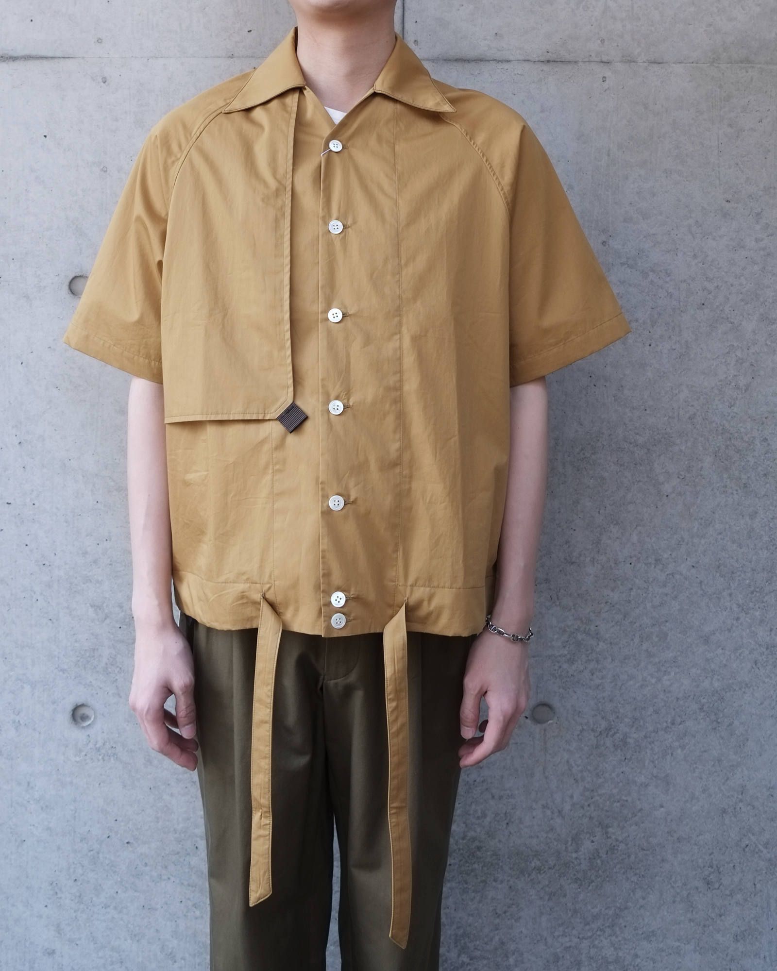 UK Coat Smooth Shirt