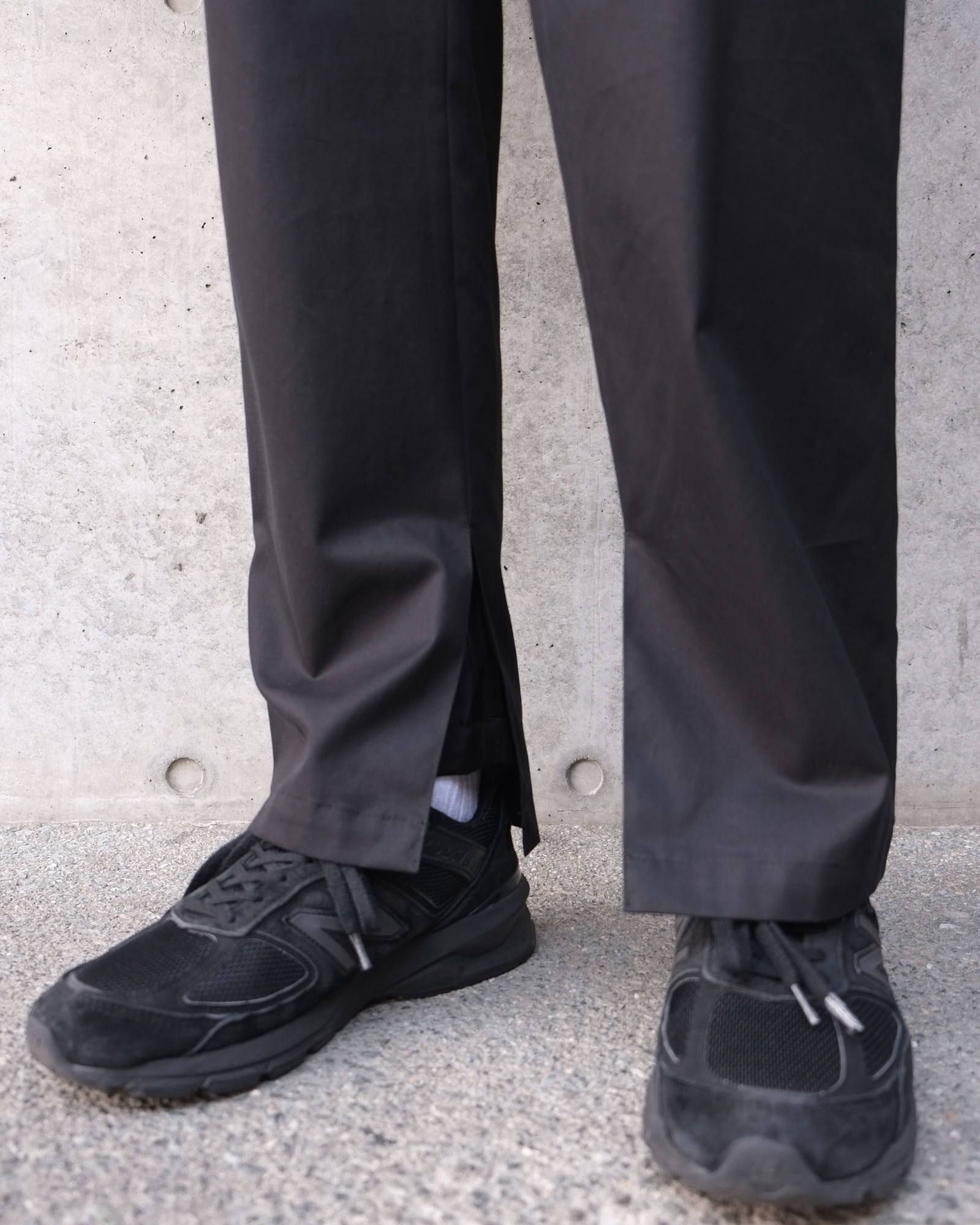 slit pants.