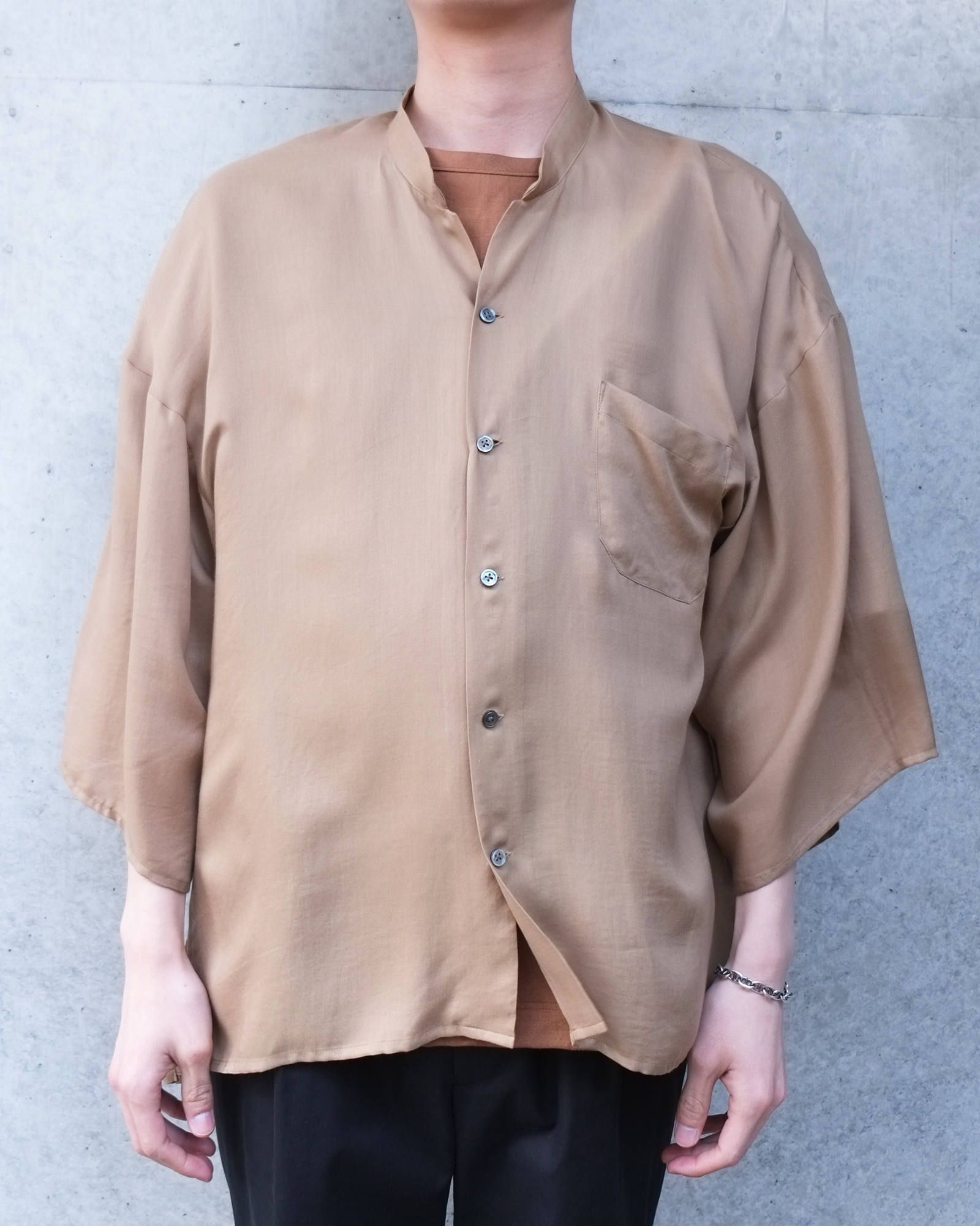 kimono sleeve shirts.