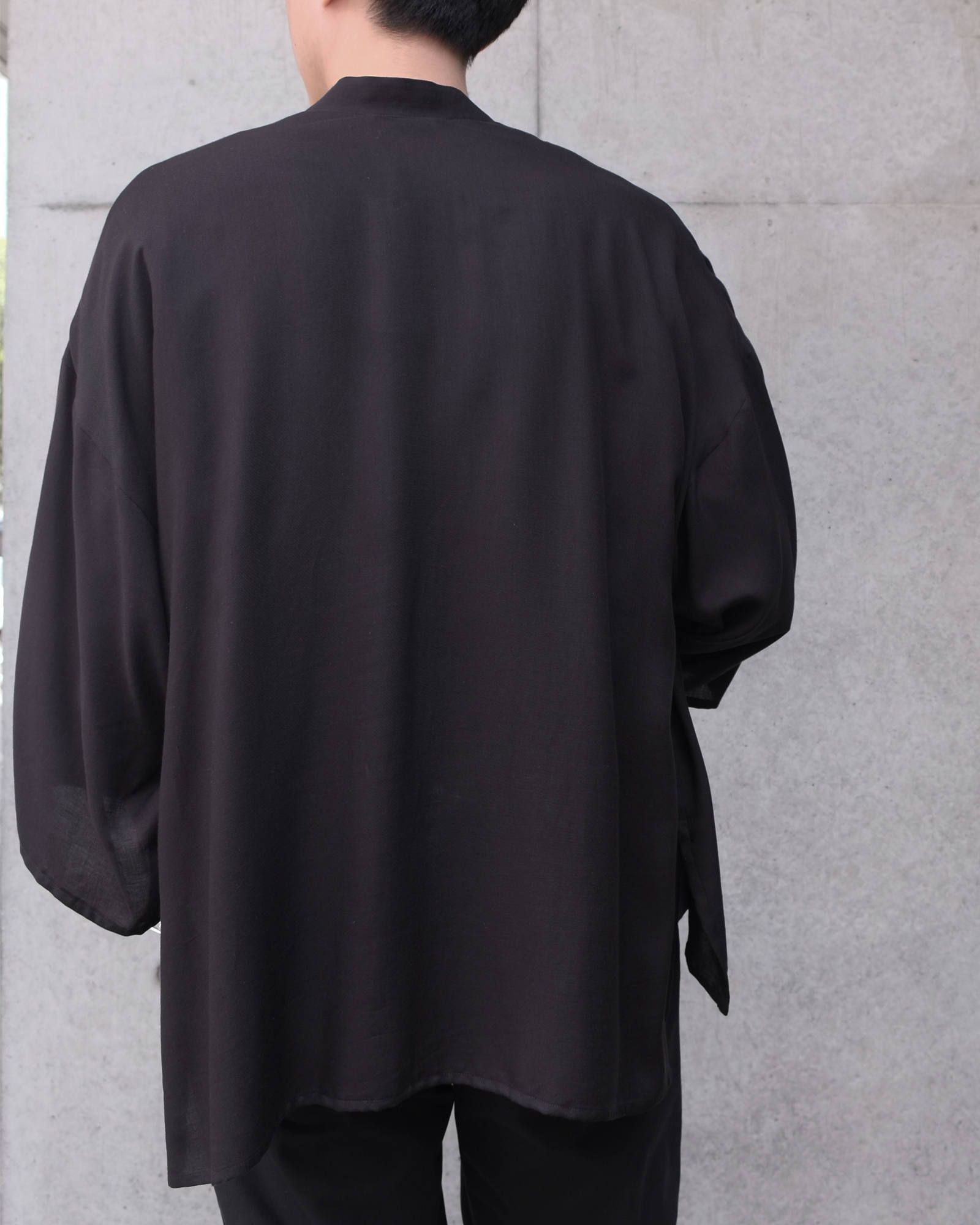 kimono sleeve shirts.