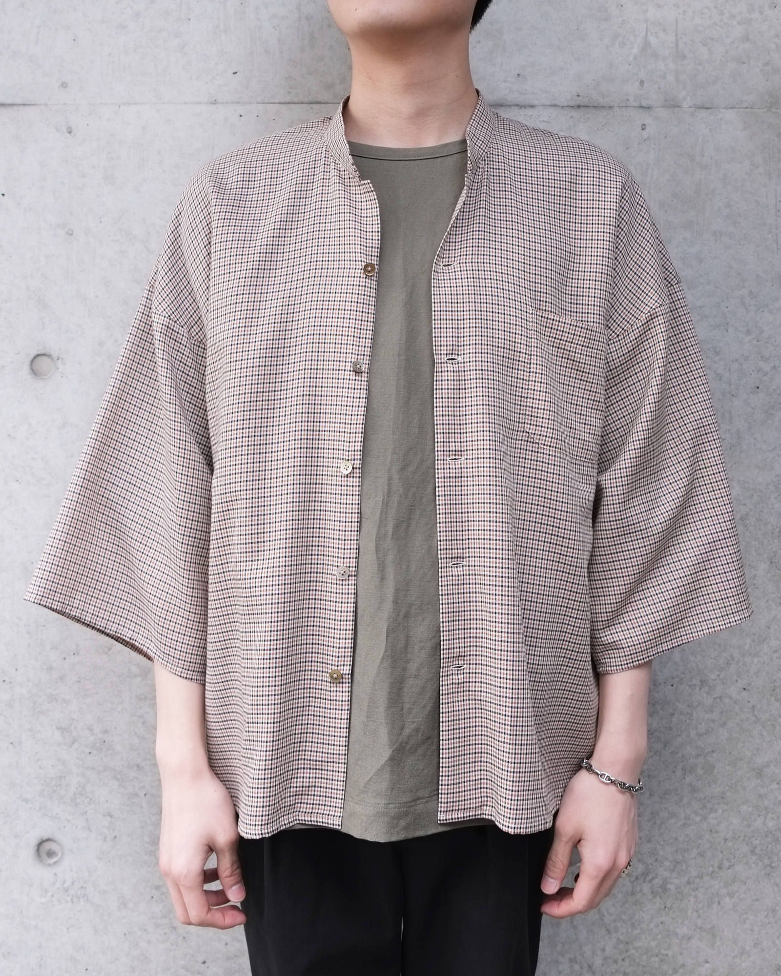 kimono sleeve shirts.