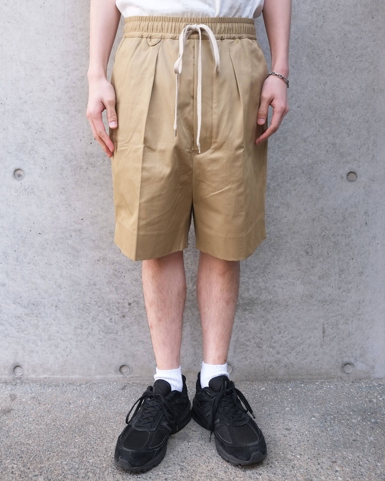 Intuck Shorts Wide