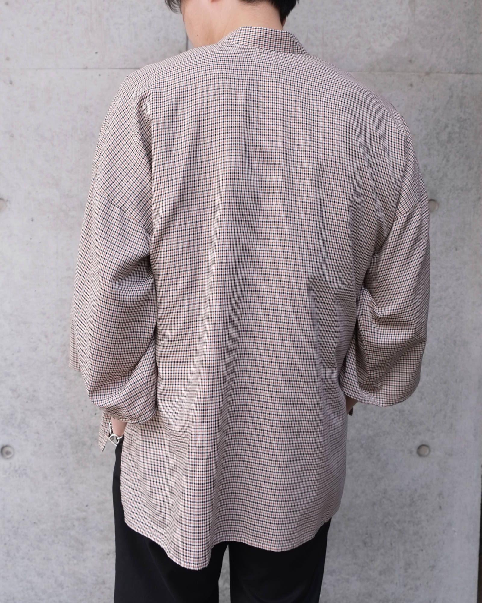 kimono sleeve shirts.