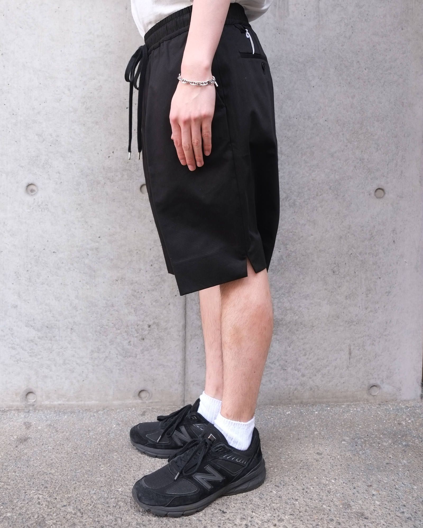 Intuck Shorts Wide