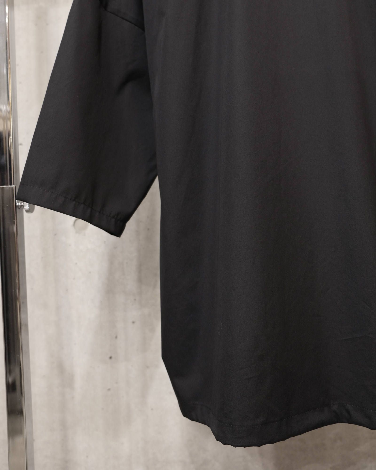 oversize S/S shirts.