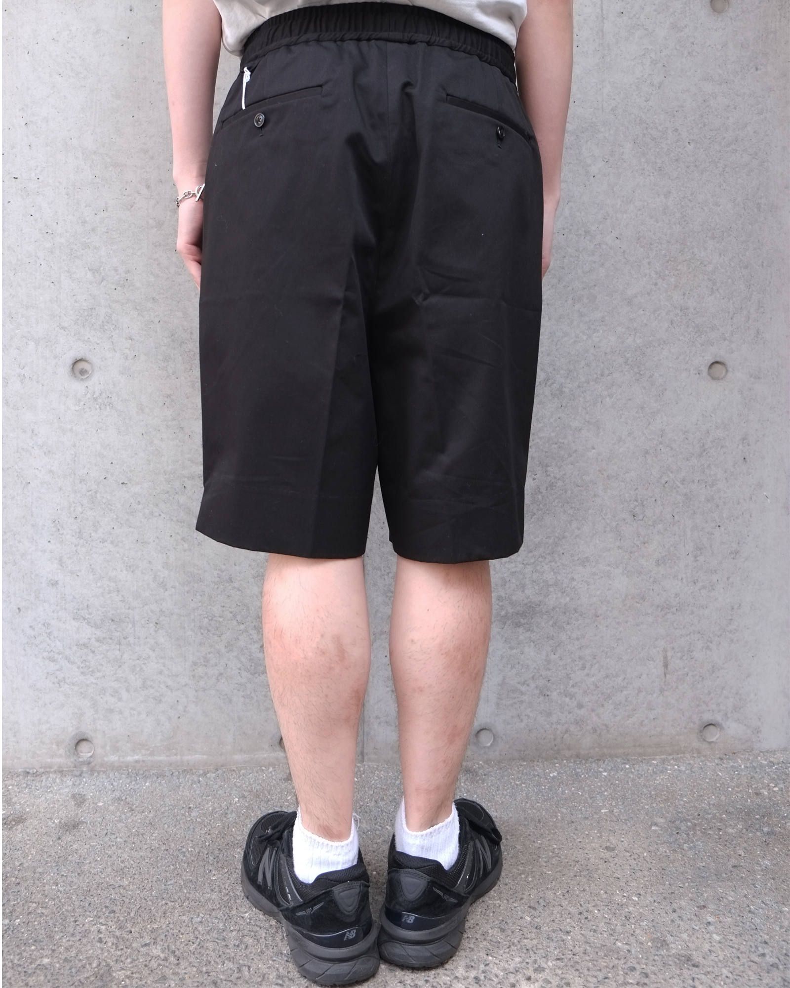 Intuck Shorts Wide