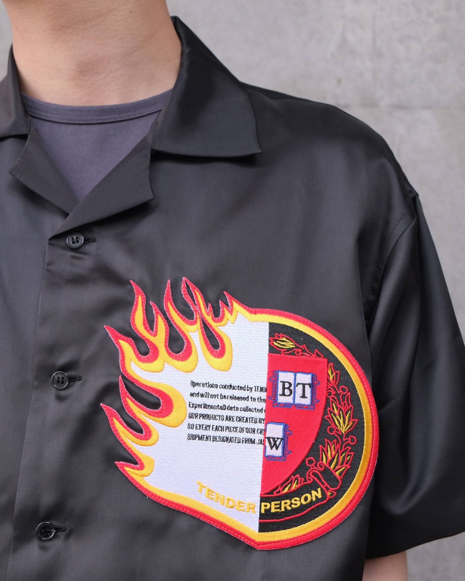 Emblem Open Coller Shirt -HARF SLEEVE-