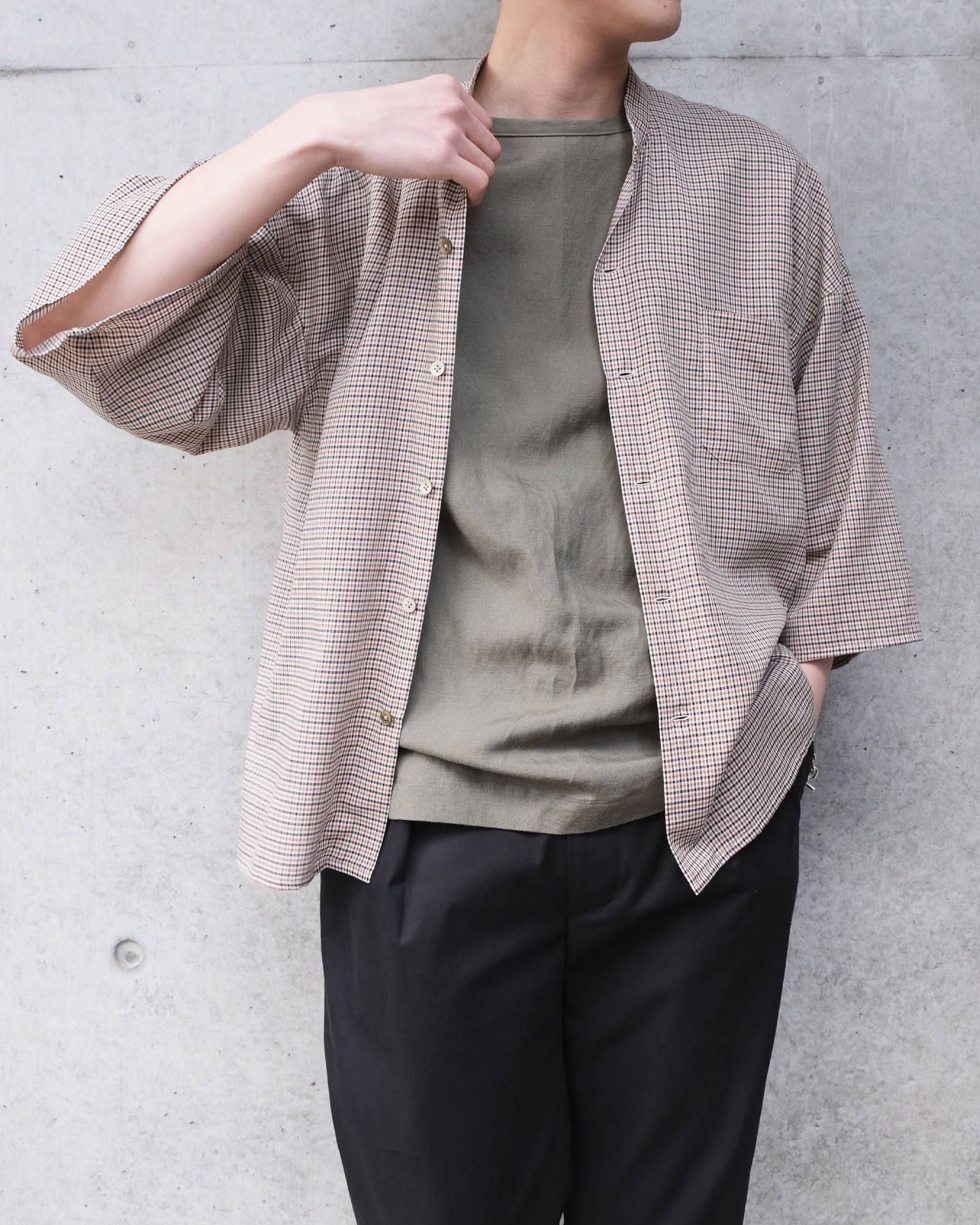 kimono sleeve shirts.