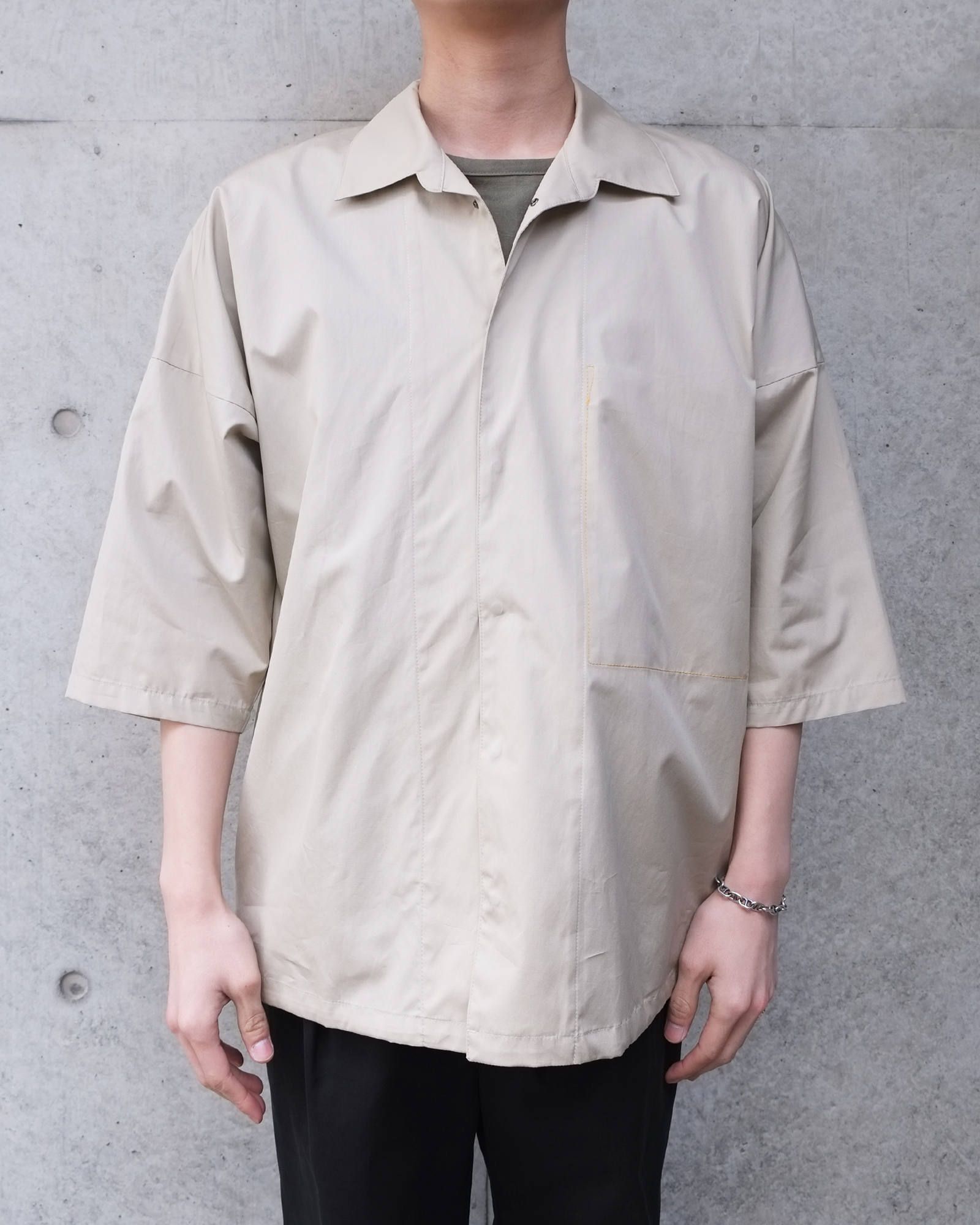 oversize S/S shirts.