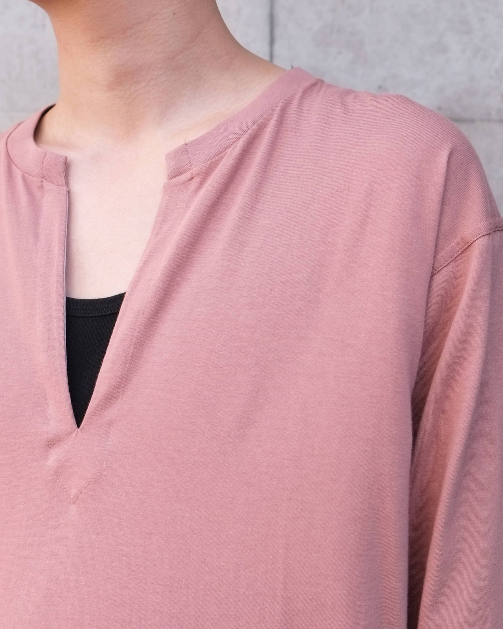 Slit Neck Long