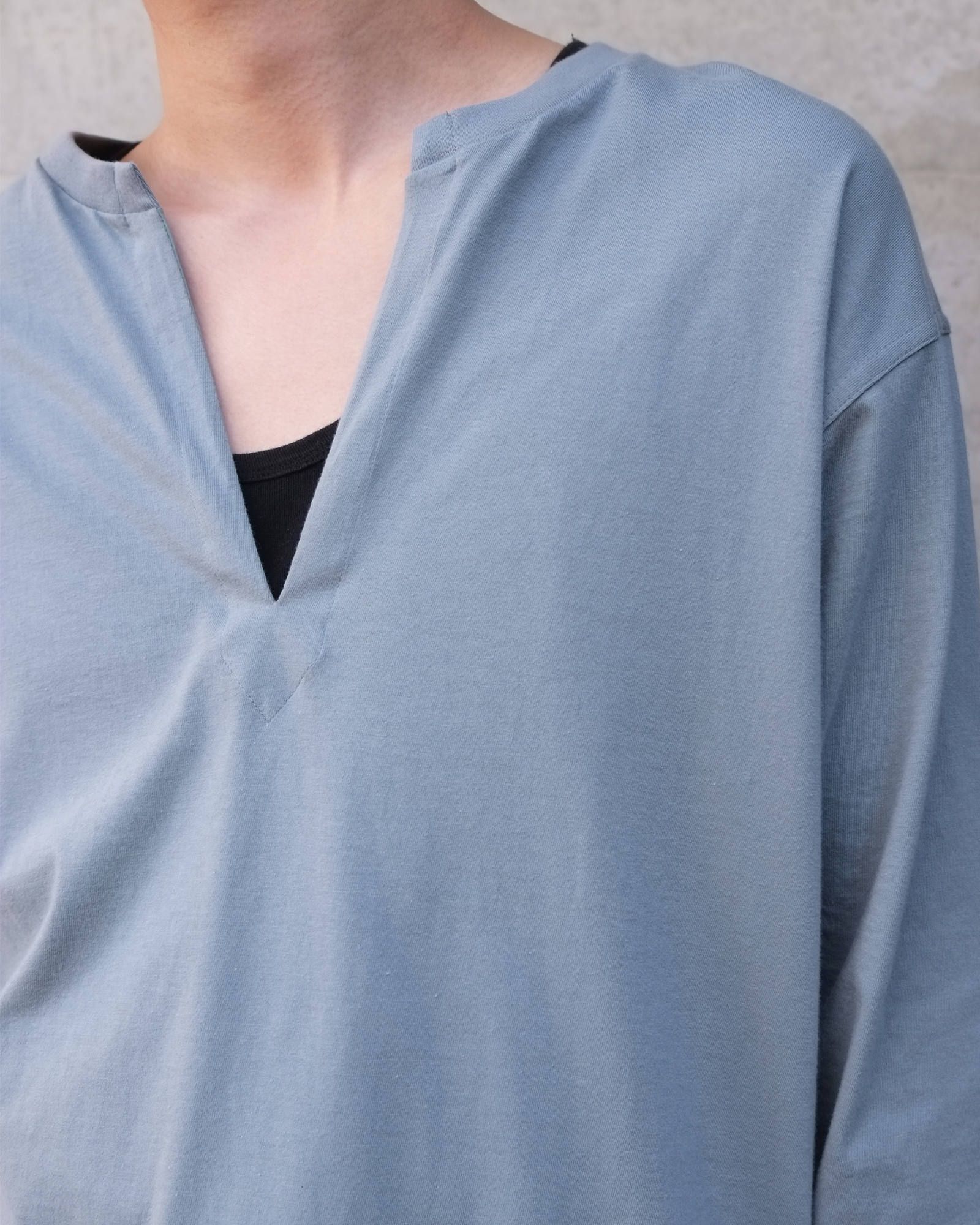 Slit Neck Long