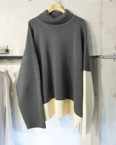 High neck by color knit