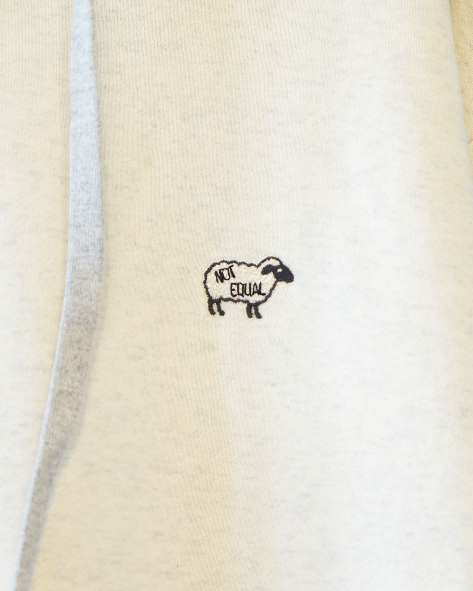 Slumber of the Lambs Half-Zip Hoodie / ハーフジップ パーカー / ホワイト / SW-SV-NRA-1002