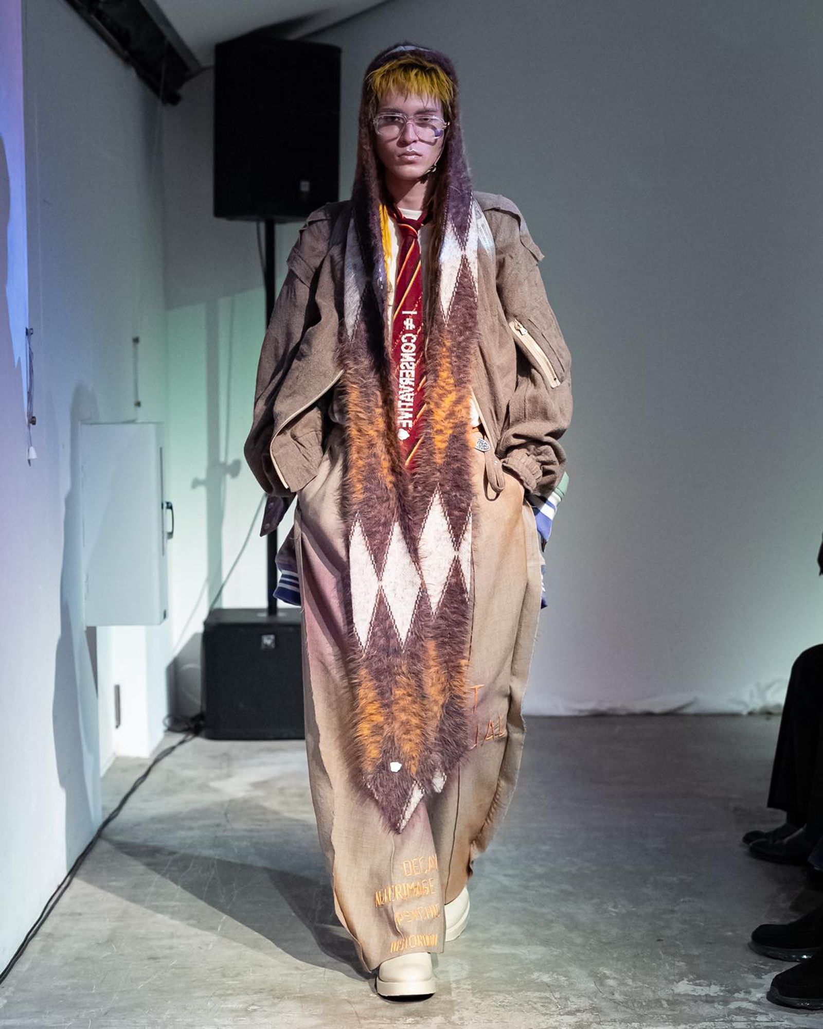 Fair Isle Ear Knit Long Scarf Hoodie / マフラー フード / ブラウン / AC-SV-NRA-1003