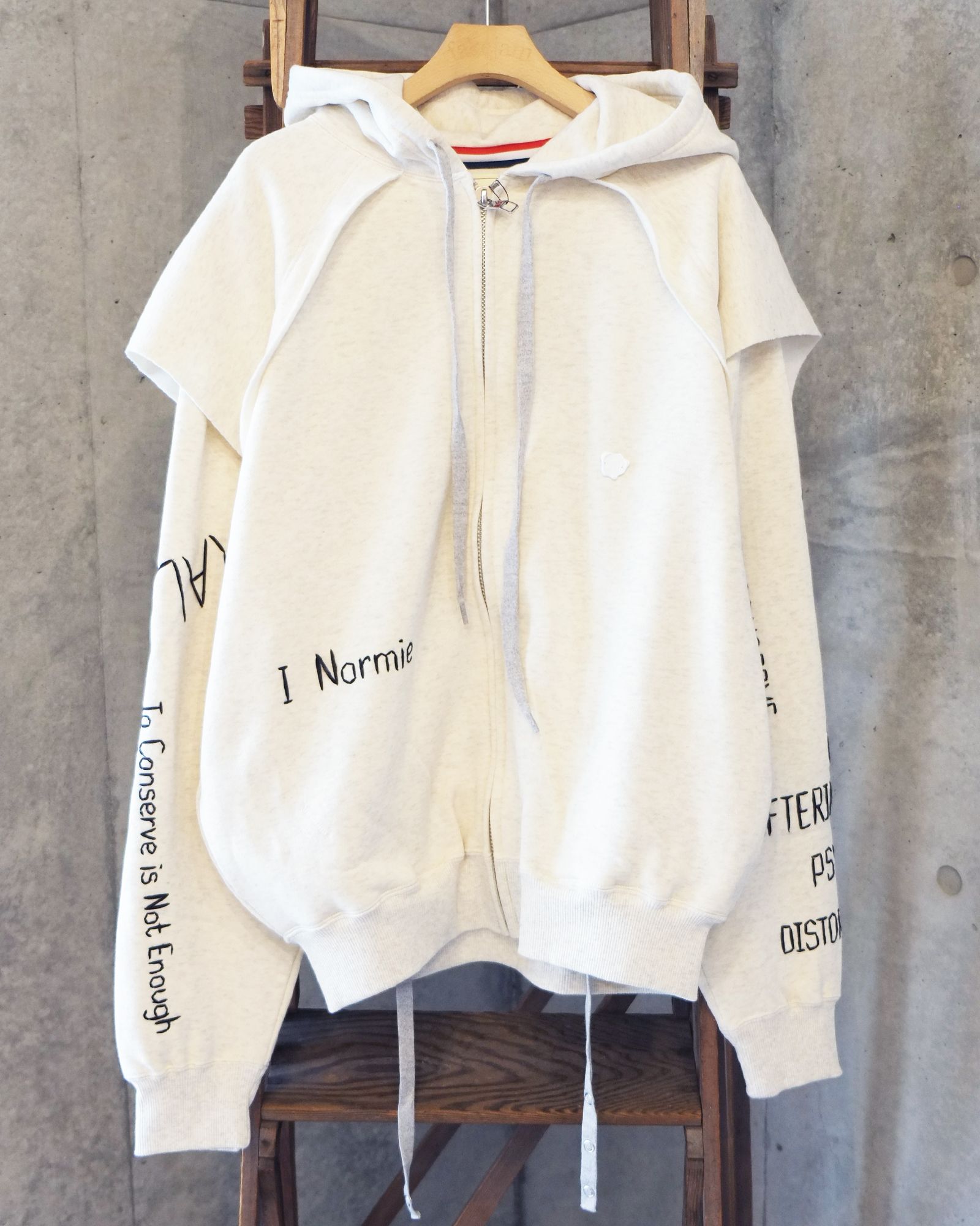 I Normie Zip Hoodie / ジップアップパーカー / ホワイト / SW-SV-NRA-1001
