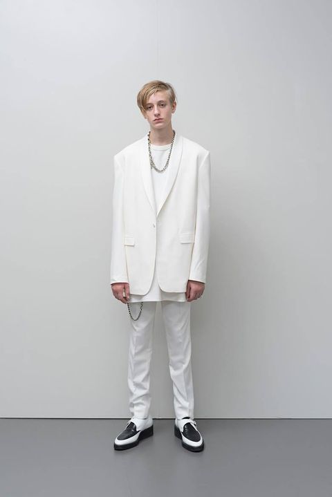 17SS LAD MUSICIAN LOOK