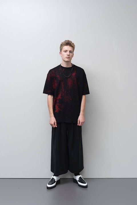17SS LAD MUSICIAN LOOK
