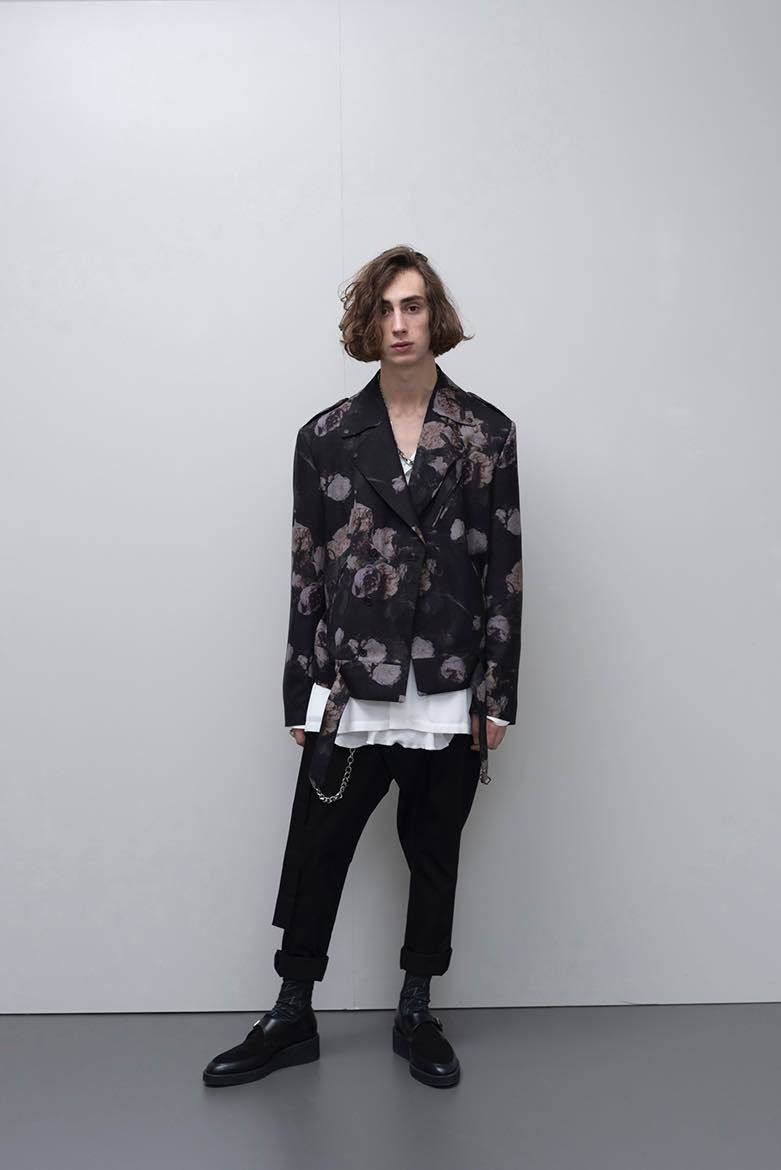 17SS LAD MUSICIAN LOOK