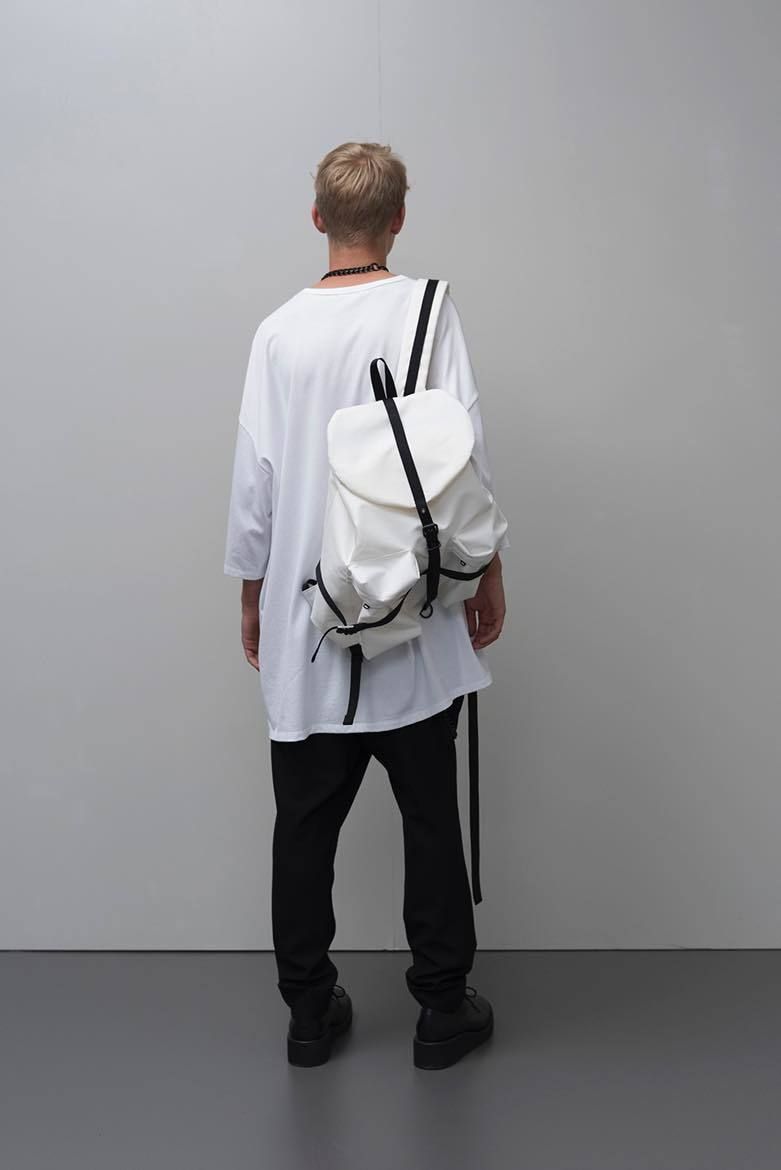 17SS LAD MUSICIAN LOOK