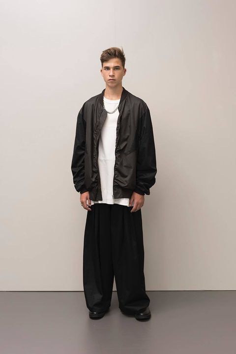 17SS LAD MUSICIAN LOOK