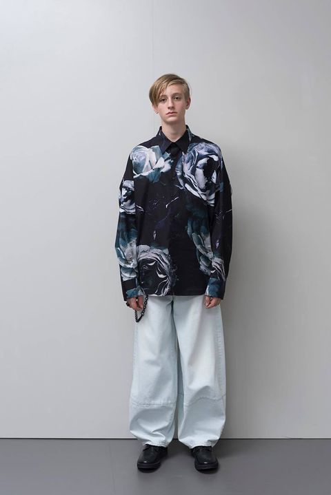 17SS LAD MUSICIAN LOOK