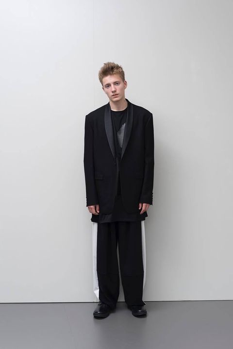 17SS LAD MUSICIAN LOOK