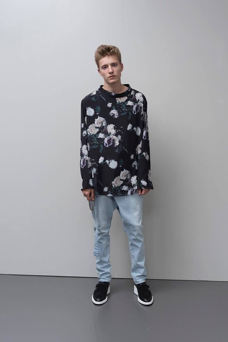 17SS LAD MUSICIAN LOOK
