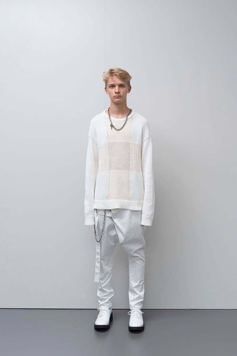 17SS LAD MUSICIAN LOOK