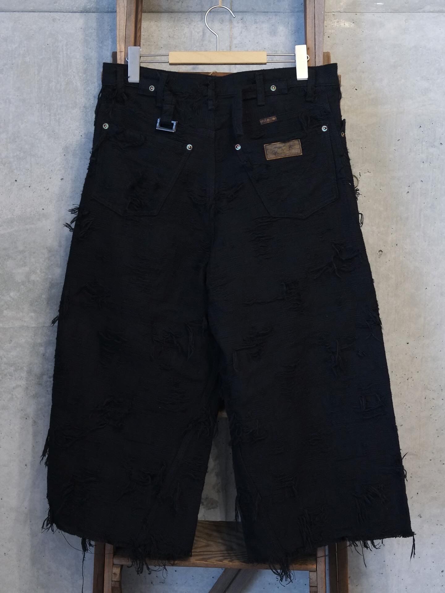 Cut Off Heavy Short Boro Crust (NOIR)